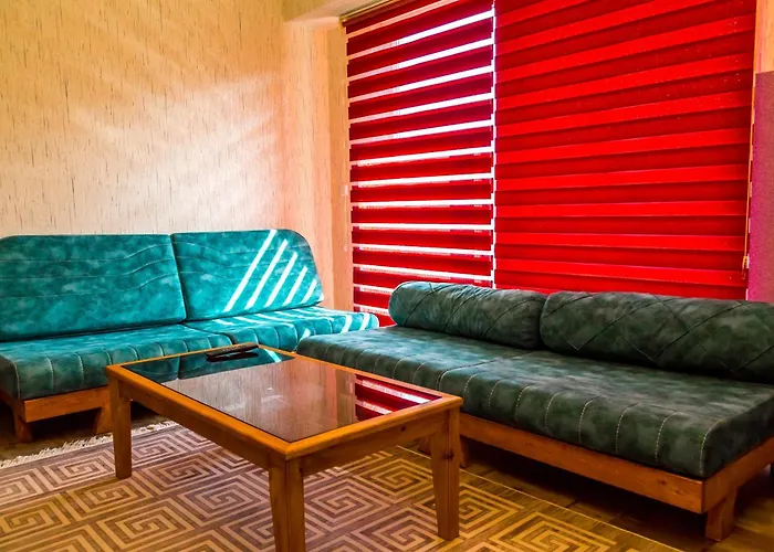 Veda Suit アパートホテル Talas